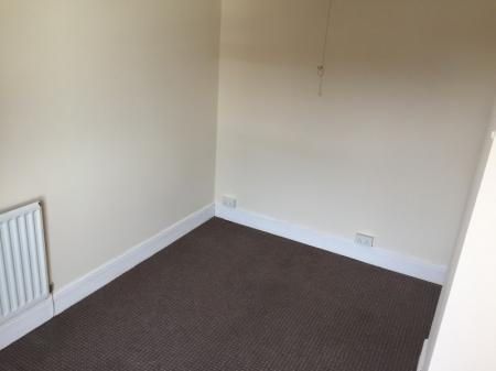 2 bedroom Terraced House to let in Houston Road, Rugby, CV21