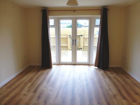 2 bedroom Terraced House to let in Pinfold Street, Rugby, CV21