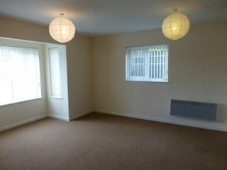 1 bedroom Flat to let in Overslade Lane, Rugby, CV22