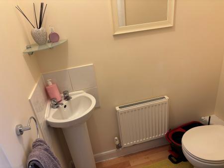 2 bedroom Terraced House to let in Stowe Drive, Rugby, CV22