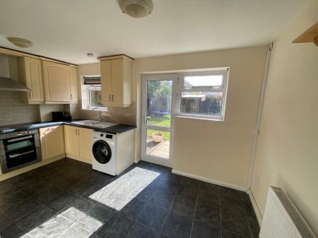 3 bedroom Semi-detached house to let in Norton Leys, Hillside, Rugby, CV22