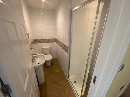 1 bedroom Flat to let in Warwick Street, Rugby, CV21