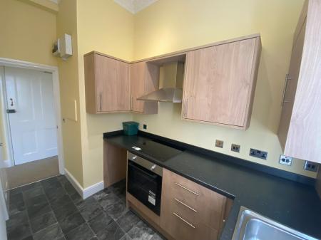 1 bedroom Flat to let in Warwick Street, Rugby, CV21