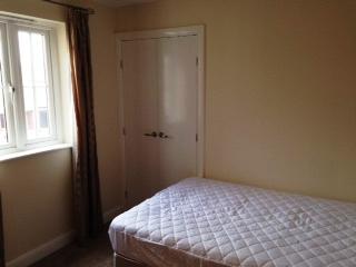2 bedroom Flat to let in Avocet Close, Coton Park, Rugby, CV23