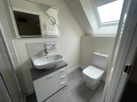 3 bedroom Town house to let in Ultramarine Close, Rugby, CV22