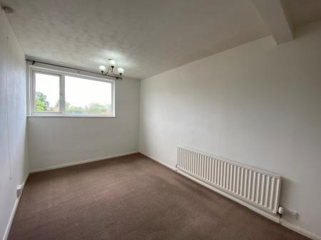 2 bedroom Flat to let in Norton Leys, Hillside, Rugby, CV22