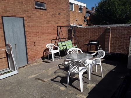 2 bedroom Flat to let in Norton Leys, Hillside, Rugby, CV22