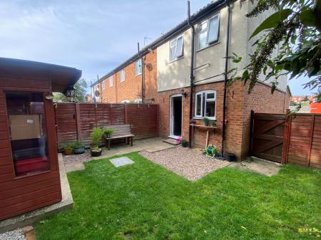 2 bedroom Terraced House to let in Wythburn Way, Brownsover, Rugby, CV21