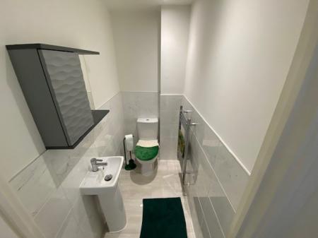 3 bedroom Semi-detached house to let in White Oak Road, Rugby, CV22