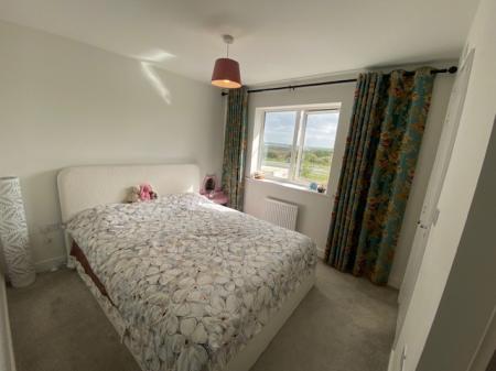 3 bedroom Semi-detached house to let in White Oak Road, Rugby, CV22