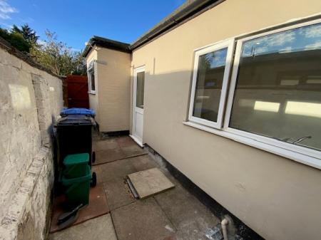 2 bedroom Terraced House to let in Argyle Street, Rugby, CV21