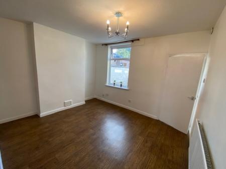 2 bedroom Terraced House to let in Argyle Street, Rugby, CV21