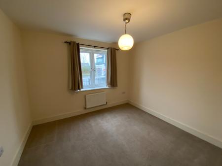 2 bedroom Flat to let in Technology Drive, Rugby, CV21
