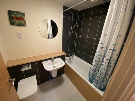 2 bedroom Flat to let in Technology Drive, Rugby, CV21