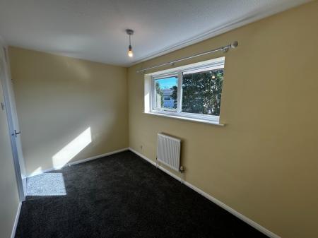 2 bedroom Semi-detached house to let in Heather Close, Bilton, Rugby, CV22
