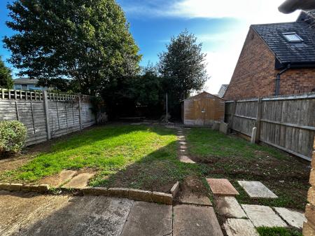 2 bedroom Semi-detached house to let in Heather Close, Bilton, Rugby, CV22