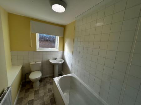 2 bedroom Semi-detached house to let in Heather Close, Bilton, Rugby, CV22