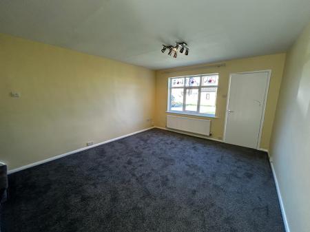 2 bedroom Semi-detached house to let in Heather Close, Bilton, Rugby, CV22