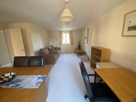 2 bedroom Flat to let in Avocet Close, Coton Park, Rugby, CV23
