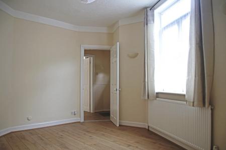 3 bedroom Semi-detached house to let in Newland Street, Rugby, CV22