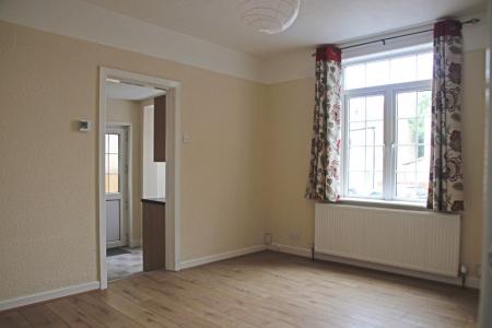 3 bedroom Semi-detached house to let in Newland Street, Rugby, CV22