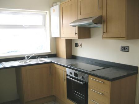 3 bedroom Semi-detached house to let in Newland Street, Rugby, CV22