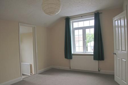 3 bedroom Semi-detached house to let in Newland Street, Rugby, CV22