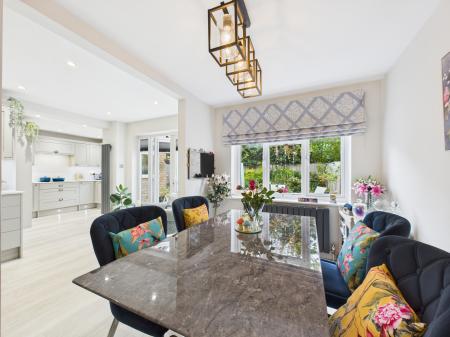 4 bedroom Semi-detached house for sale in Carrington Crescent, Tadley, RG26