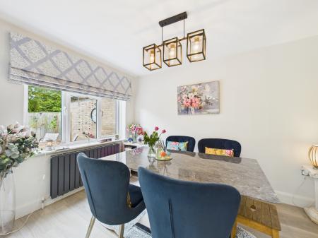 4 bedroom Semi-detached house for sale in Carrington Crescent, Tadley, RG26