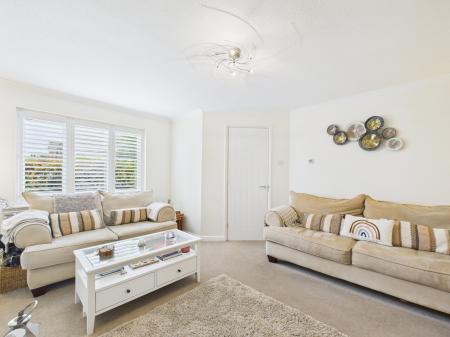 4 bedroom Semi-detached house for sale in Carrington Crescent, Tadley, RG26