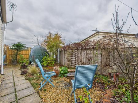 2 bedroom Park home for sale in First Avenue, Reading, RG7