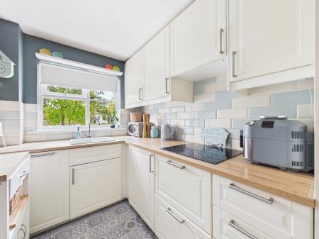 2 bedroom Flat for sale in Glenapp Grange, Mortimer Common, RG7
