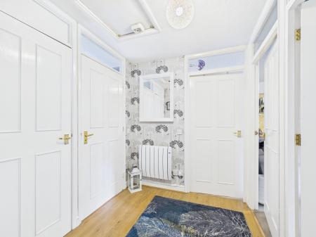 2 bedroom Flat for sale in Glenapp Grange, Mortimer Common, RG7