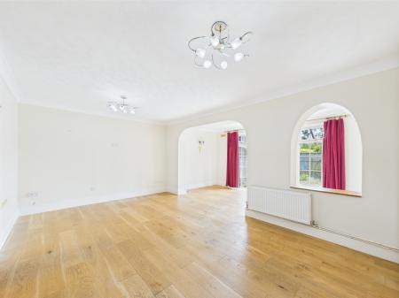 3 bedroom Terraced House for sale in Jubilee Close, Pamber Heath, RG26