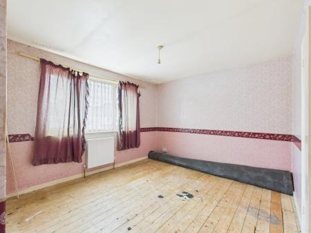 3 bedroom Semi-detached house for sale in Long Grove, Tadley, RG26