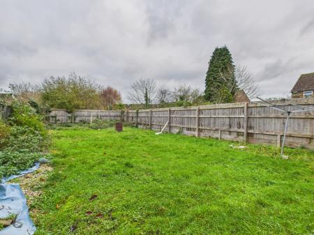 3 bedroom Semi-detached house for sale in Long Grove, Tadley, RG26