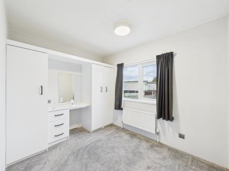 2 bedroom Park home for sale in Meadow Park, Sherfield-On-Loddon, RG27