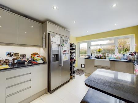 Mount Pleasant, Tadley, RG26