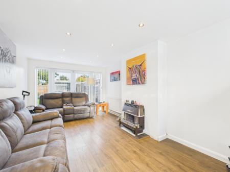 3 bedroom Semi-detached house for sale in Mulfords Hill, Tadley, RG26