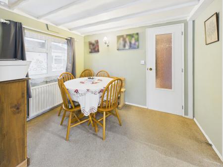 2 bedroom Park home for sale in Poplar Close, Thatcham, RG19