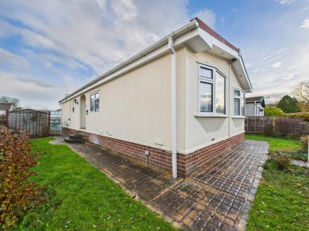 2 bedroom Park home for sale in Poplar Close, Thatcham, RG19