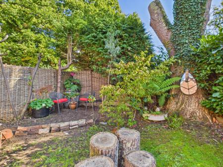 3 bedroom Detached house for sale in Soke Road, Silchester, RG7