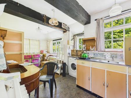 2 bedroom Cottage for sale in Soke Road, Reading, RG7