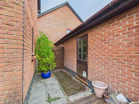 2 bedroom End of terrace house for sale in St Mary's Court, Bramley, RG26