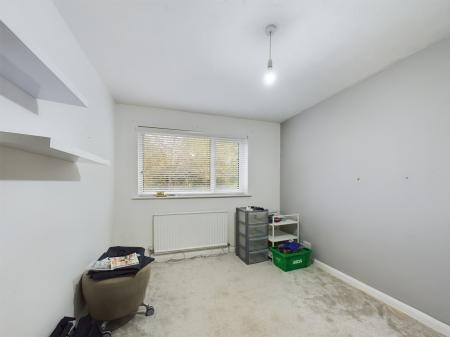 3 bedroom End of terrace house for sale in Swanwick Walk, Tadley, RG26