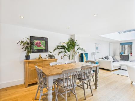 4 bedroom Semi-detached house for sale in The Glen, Tadley, RG26