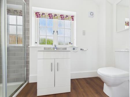 4 bedroom Semi-detached house for sale in The Glen, Tadley, RG26