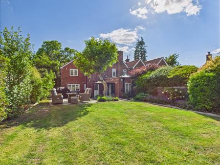 4 bedroom Semi-detached house for sale in The Glen, Tadley, RG26