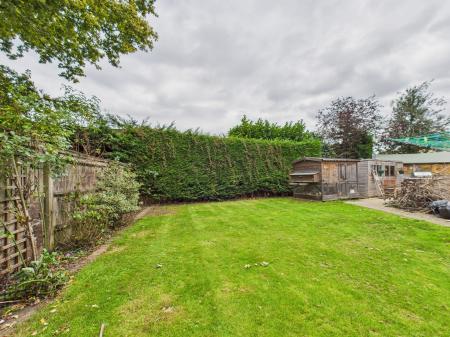 4 bedroom Detached house for sale in West Street, Tadley, RG26