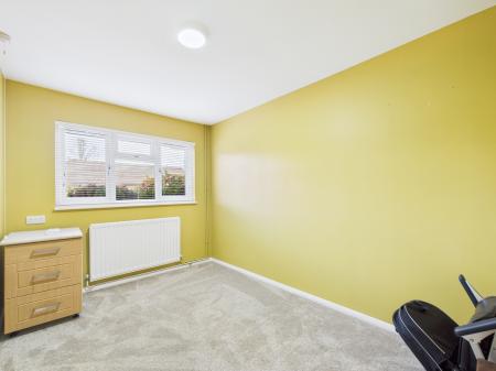 2 bedroom Terraced bungalow for sale in Wakeford Court, Pamber Heath, RG26